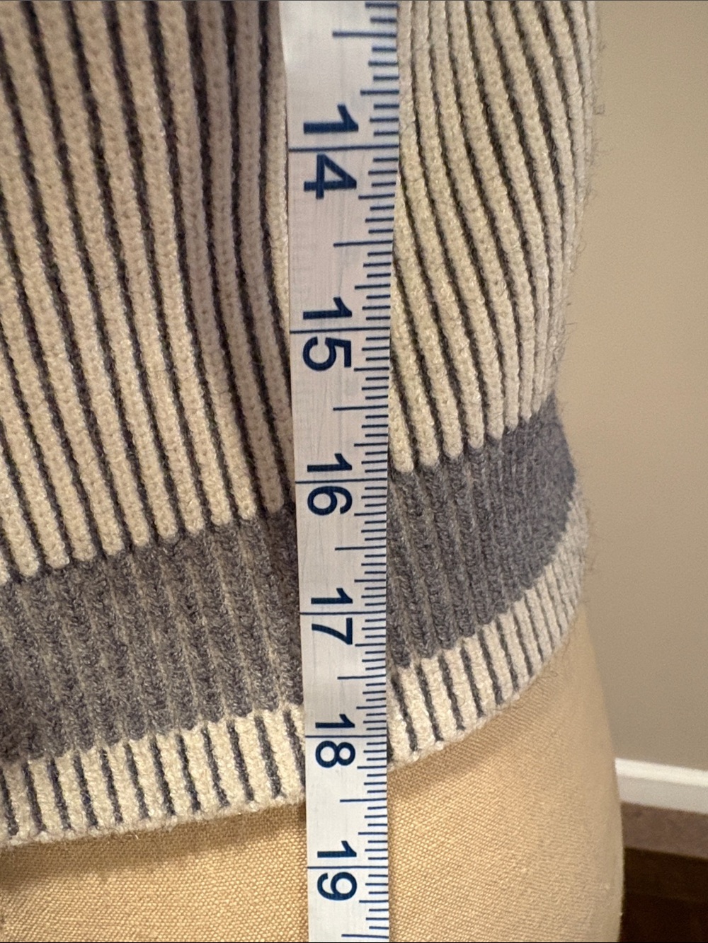 NWT Pilcro Ribbed Crop Sweater Tank Size XS - Picture 6 of 11